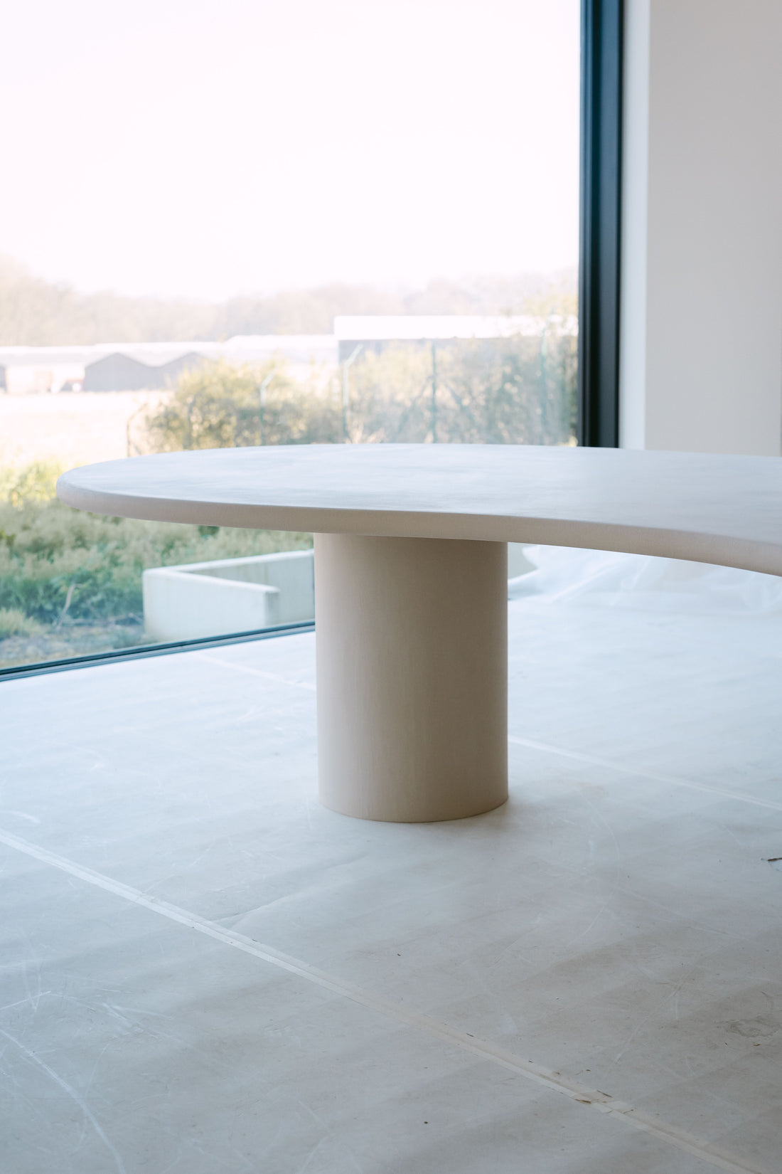 Mobilier artisanal et décor moderne : le guide 2026