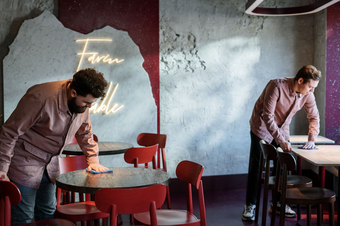 Comment créer votre table béton ciré sur mesure unique