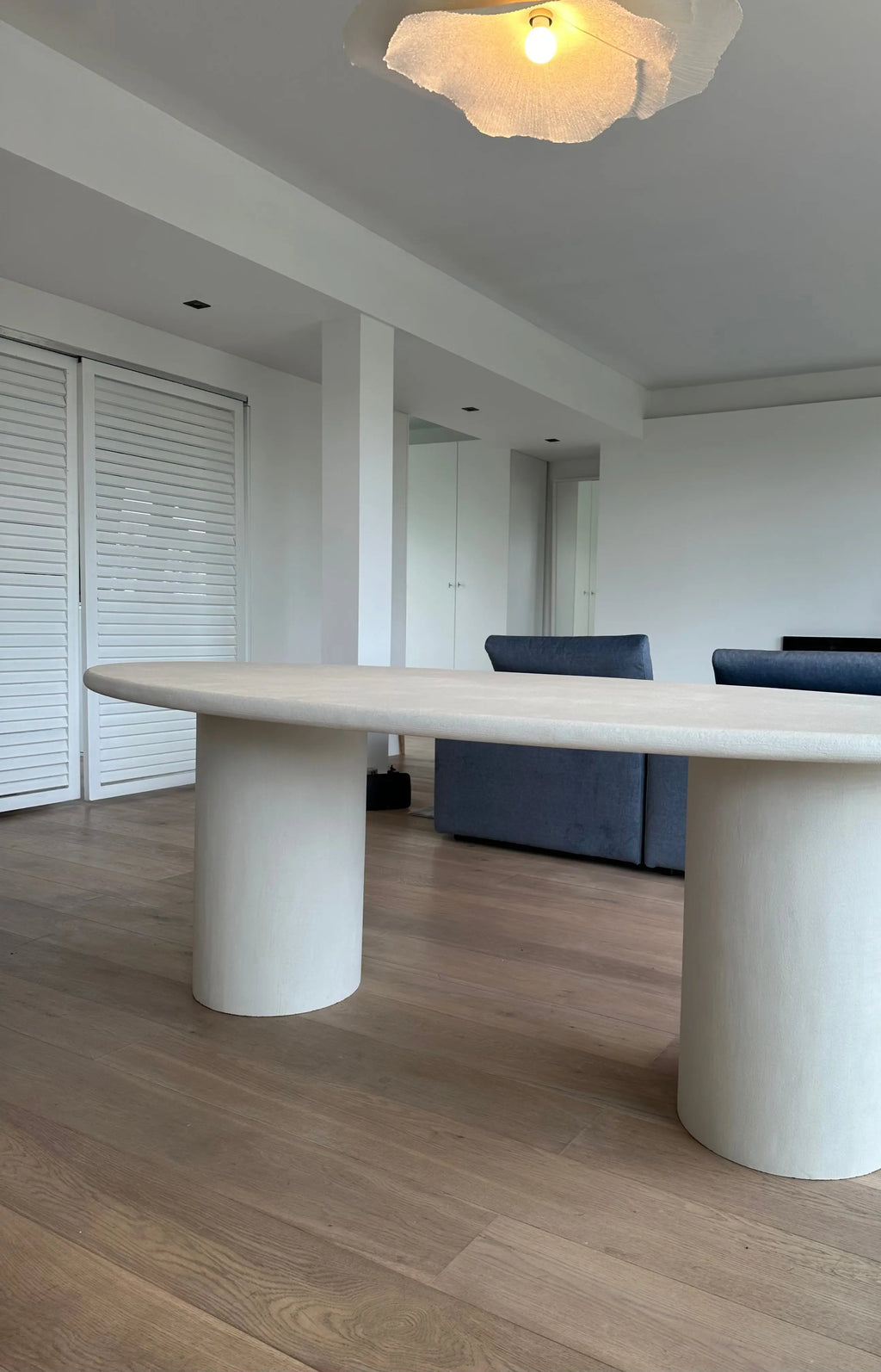 Table en Mortex® – Élips pied double - NUAGE