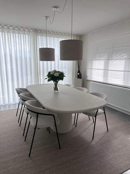 Table à manger Mortex® Louis - Adoucie 240x110 cm dans un intérieur contemporain